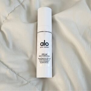ALO Yoga Daily SPF Face Moisturizer